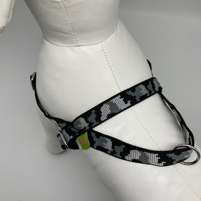 DogTools Geschirr von oben auf den Rücken gezeigt, mit einem Griff, um den Hund schnell zu greifen
