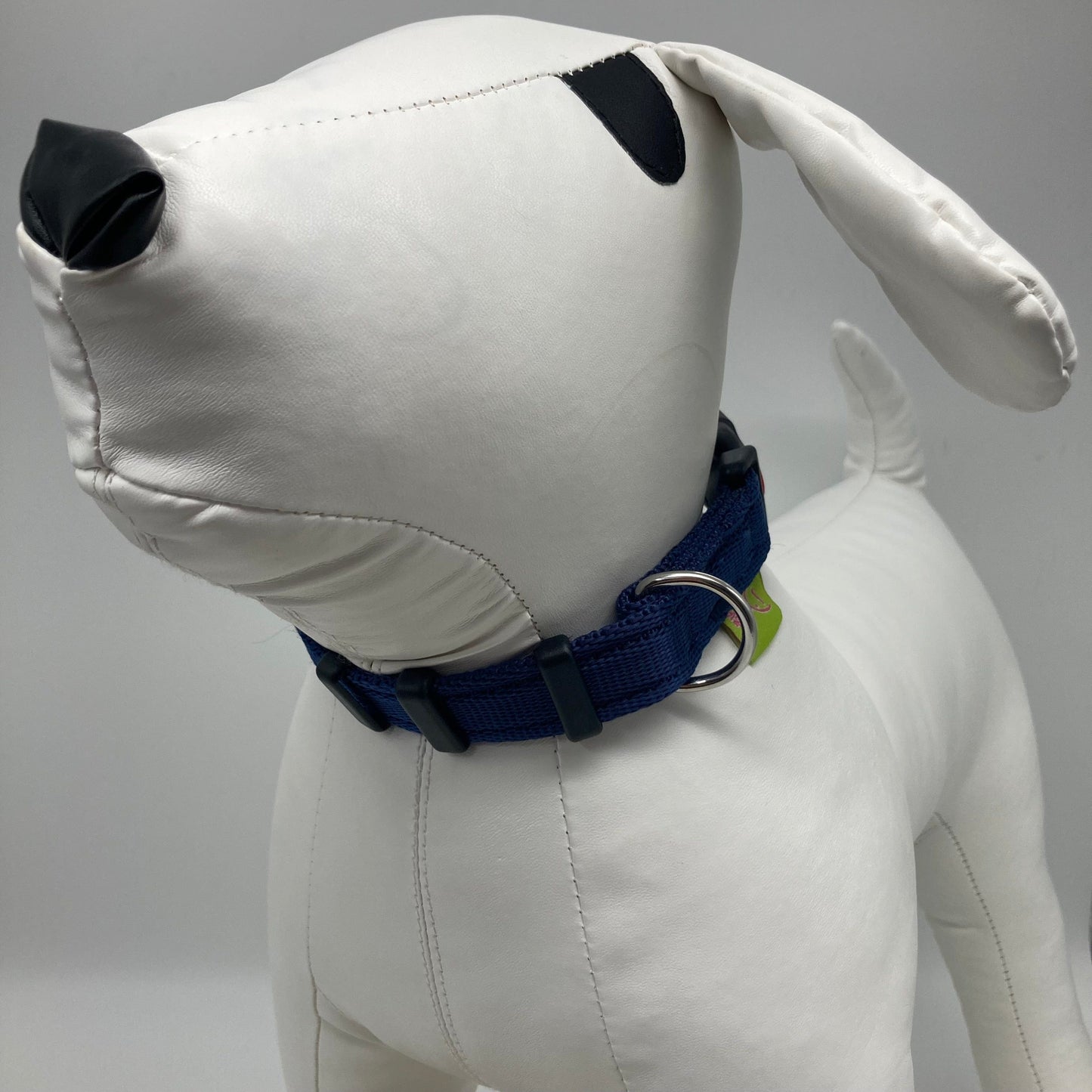 mit korrosionsbeständig Materialien