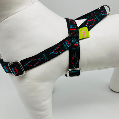 DogTools Hundegeschirr von der Seite gezeigt, mit korrosionsbeständig Materialien