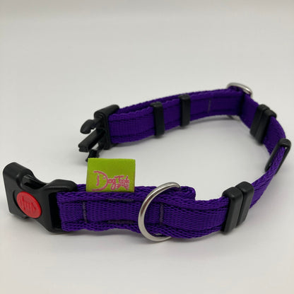 Schützt deinen Hund – und deine Familie. Das DogTools-Halsband schützt das Flohhalsband vor Schmutz, Wasser und Hautkontakt